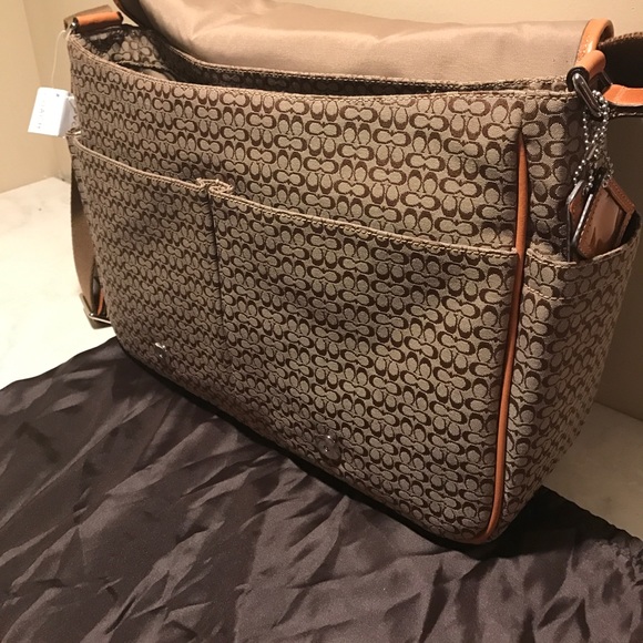 NWT Coach Tote - Picture 3 of 4