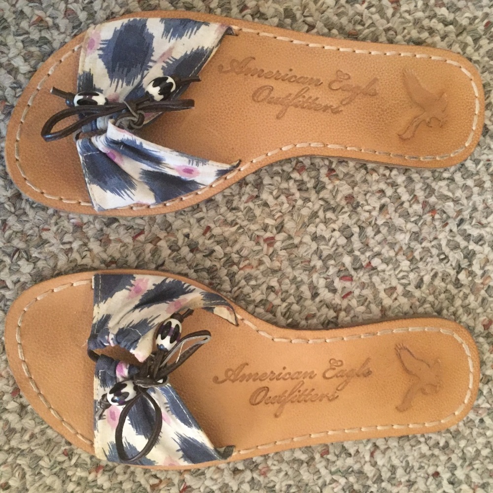 Multicolored sandals with tie