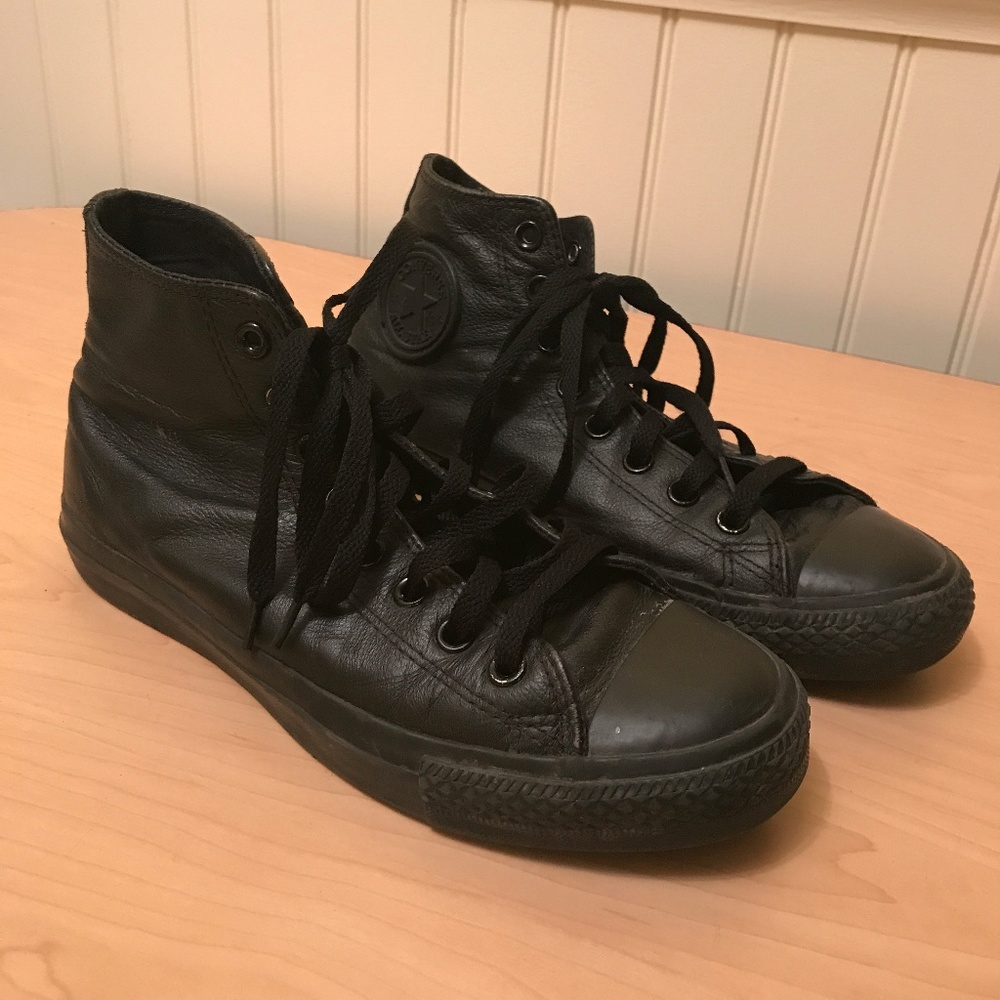 ALL BLACK GENUINE LEATHER CONVERSES