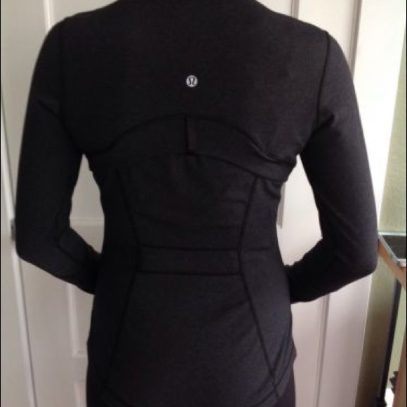 Lululemon define jacket SOLD - Picture 2 of 4