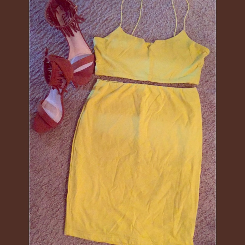 Two Piece Set