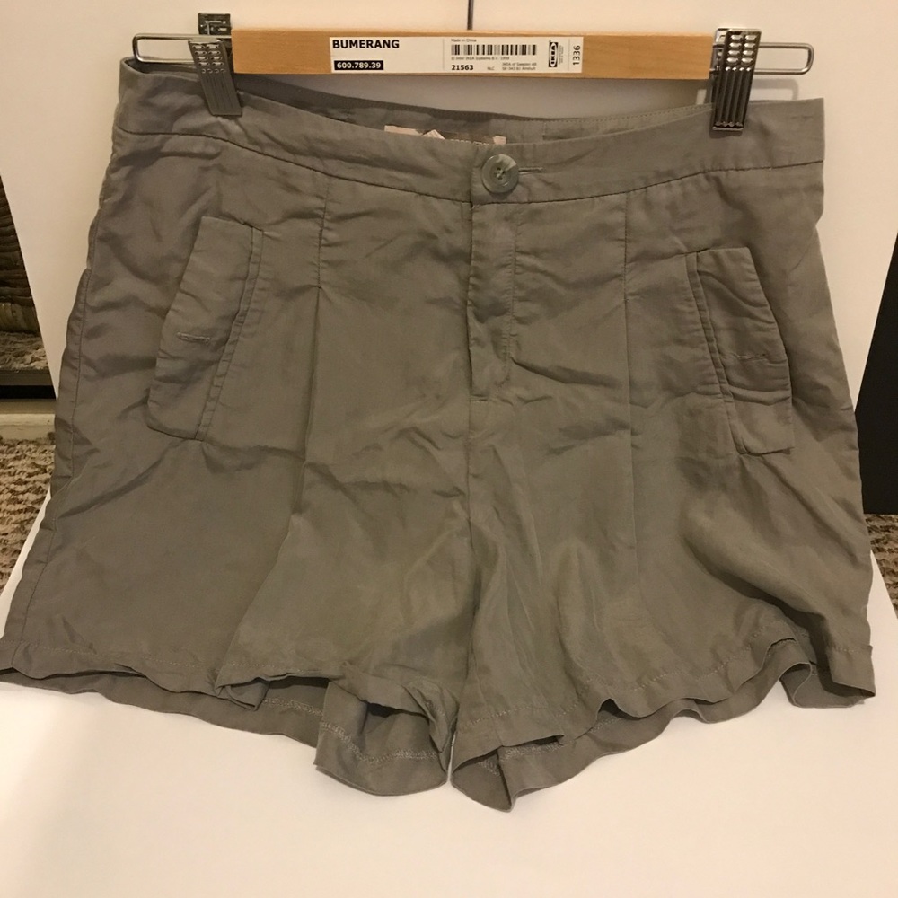 Cute high waisted shorts