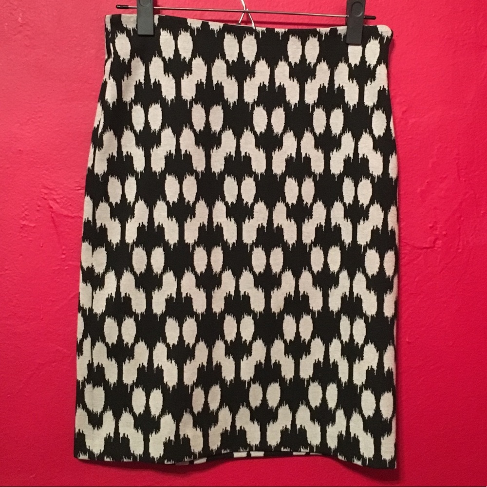 Patterned skirt