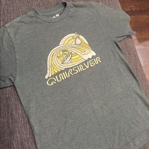 Boys army green Quicksilver tshirt