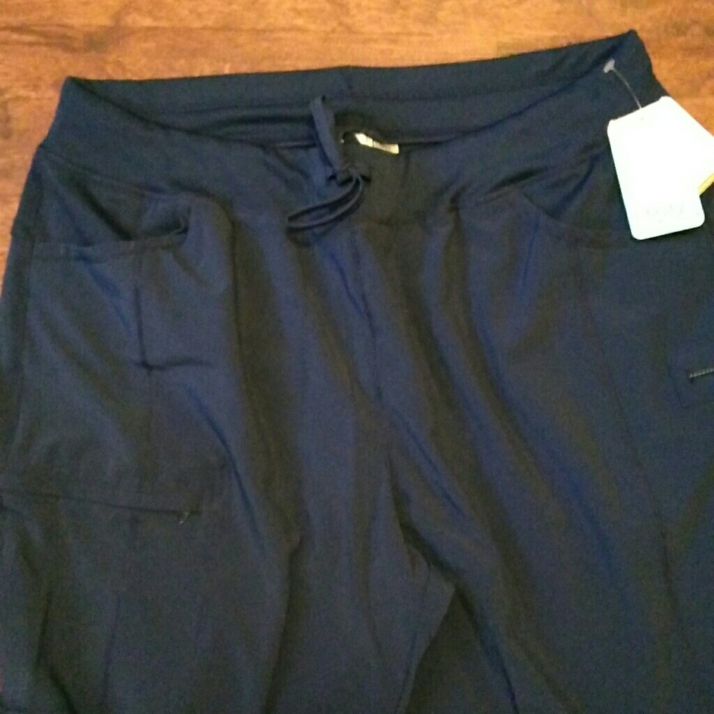 Cherokee infinity scrubs