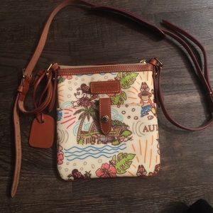 Dooney & Bourke Aulani Disney hotel handbag