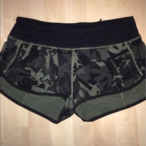 RARE lulu lemon camo shorts!! great condition
