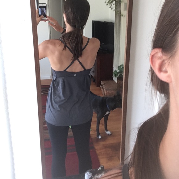 Lululemon Tank - Yoga Workout Top w/Built In Bra - Picture 4 of 7
