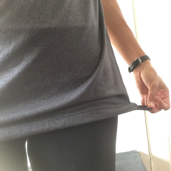 Lululemon Tank - Yoga Workout Top w/Built In Bra - Picture 6 of 7