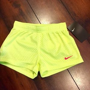 Nike short