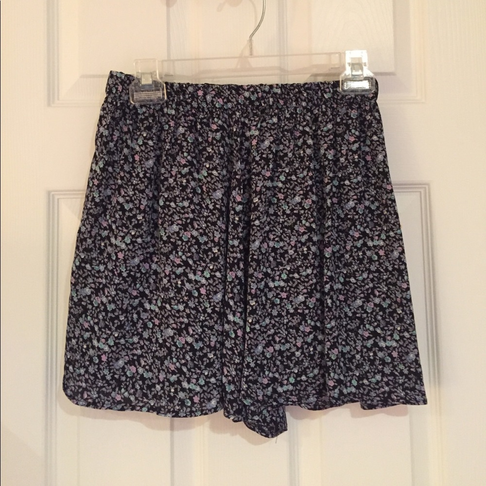 Brandy Melville Floral Skirt