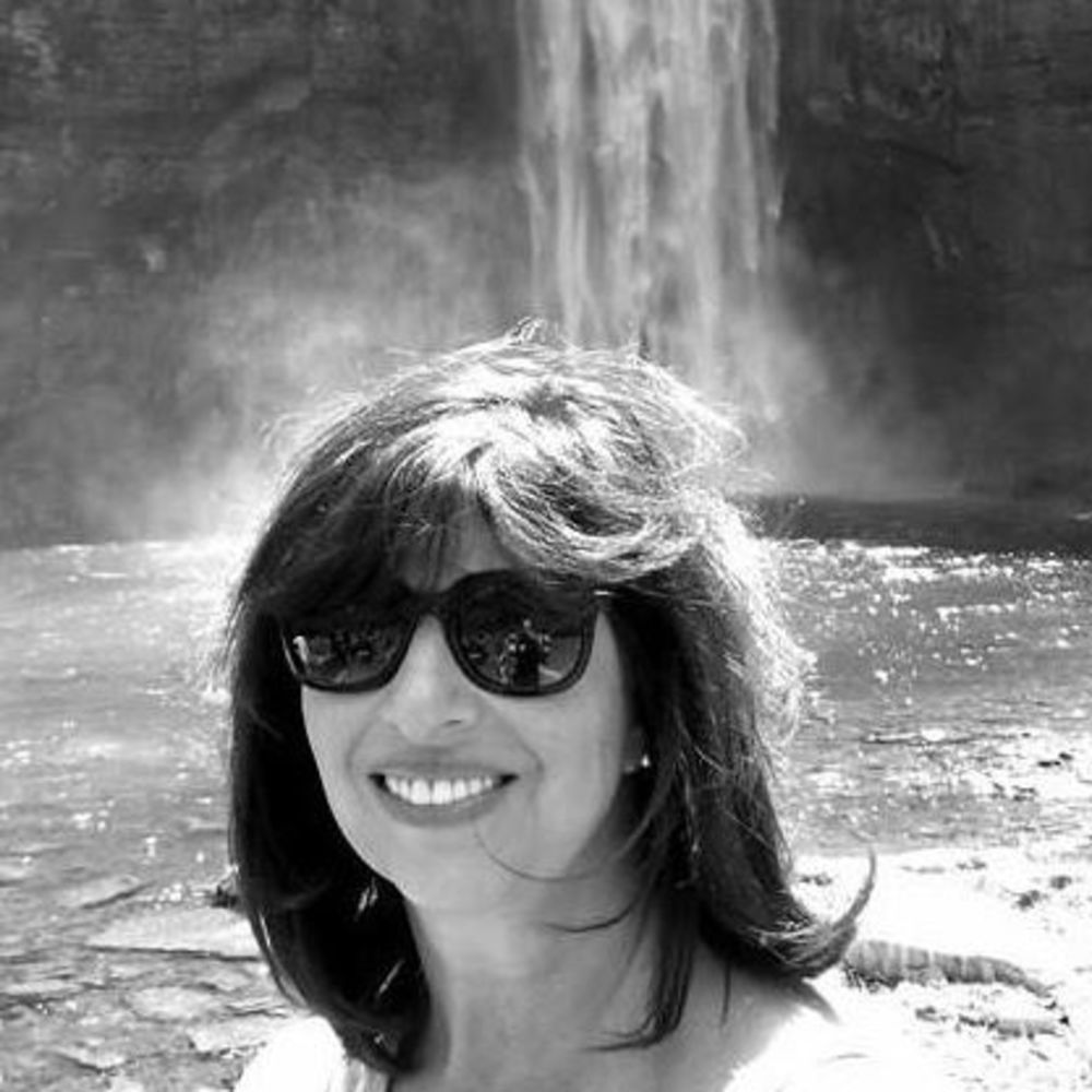 Meet your Posher, Michele