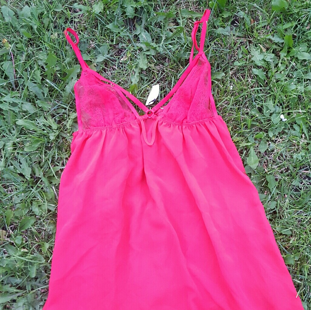 Victoria daisy lace slip