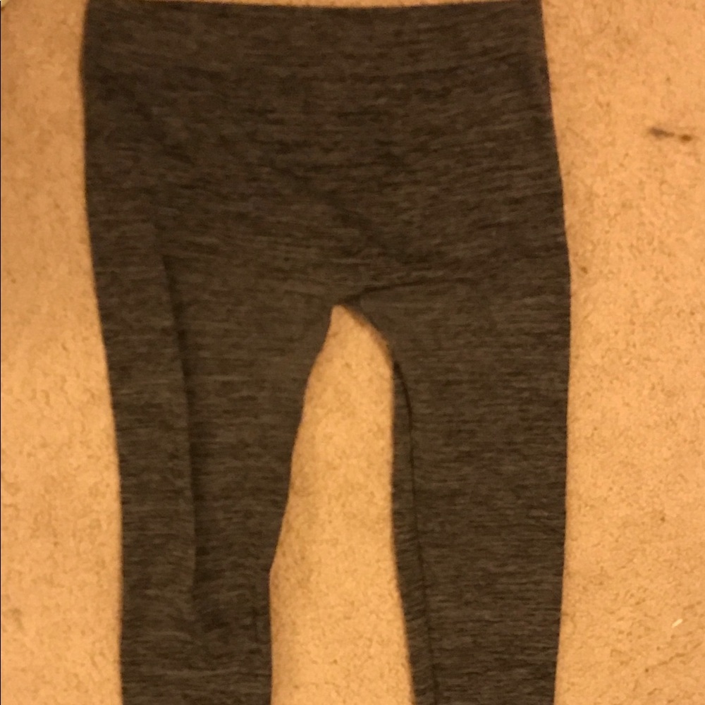 Fleece lined striped gray leggings