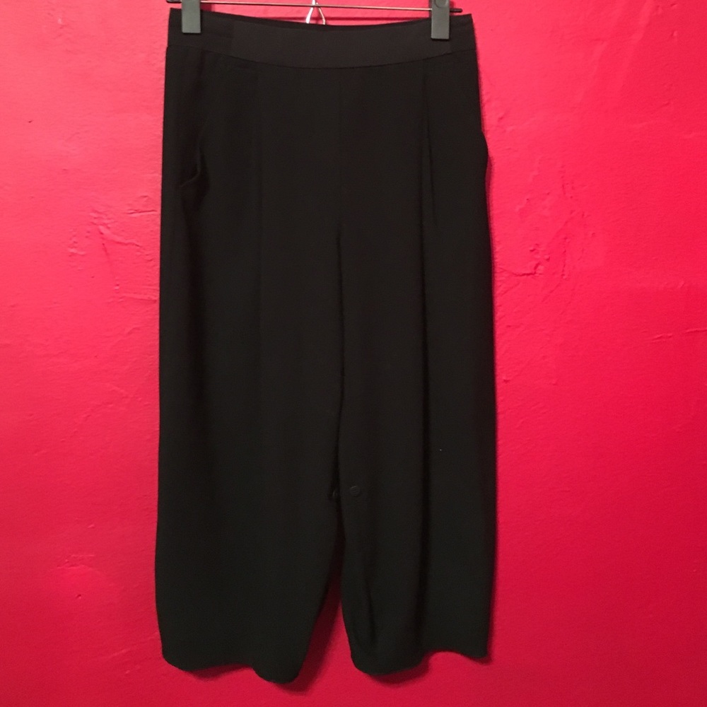 Cropped pants