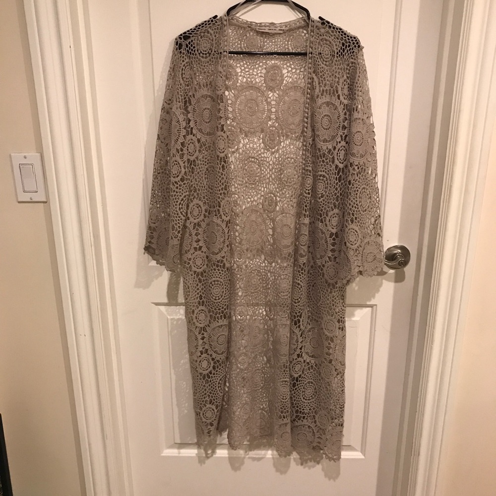 Crochet kimono