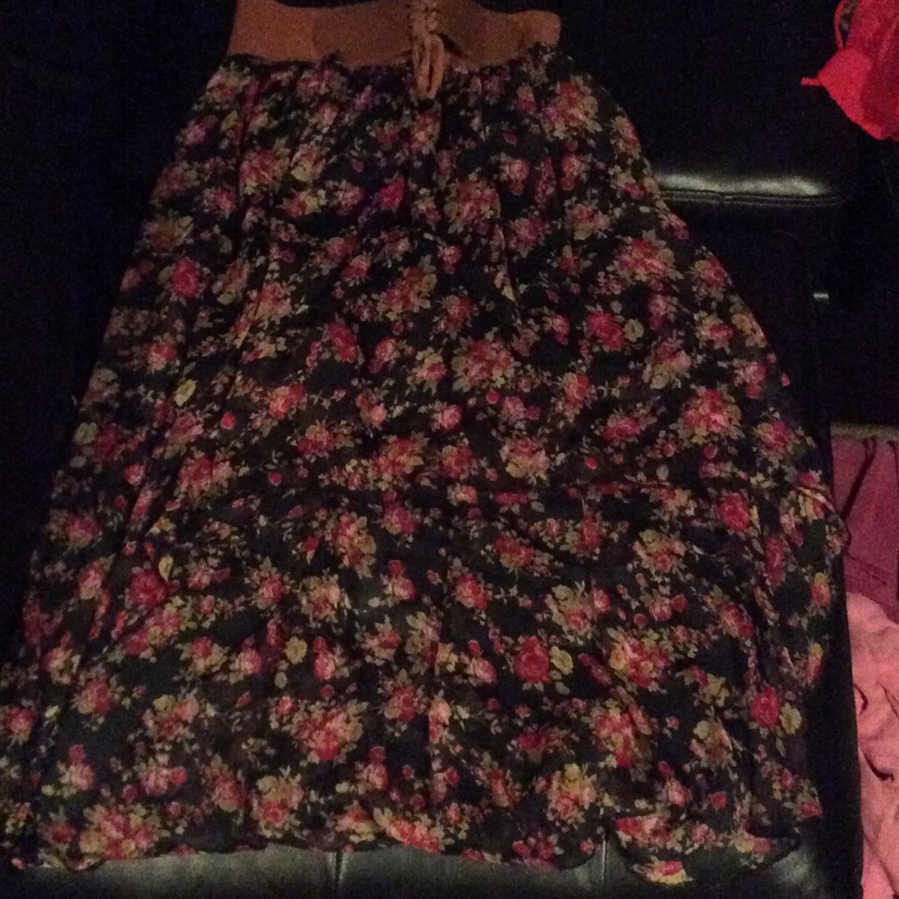 High low belted skirt