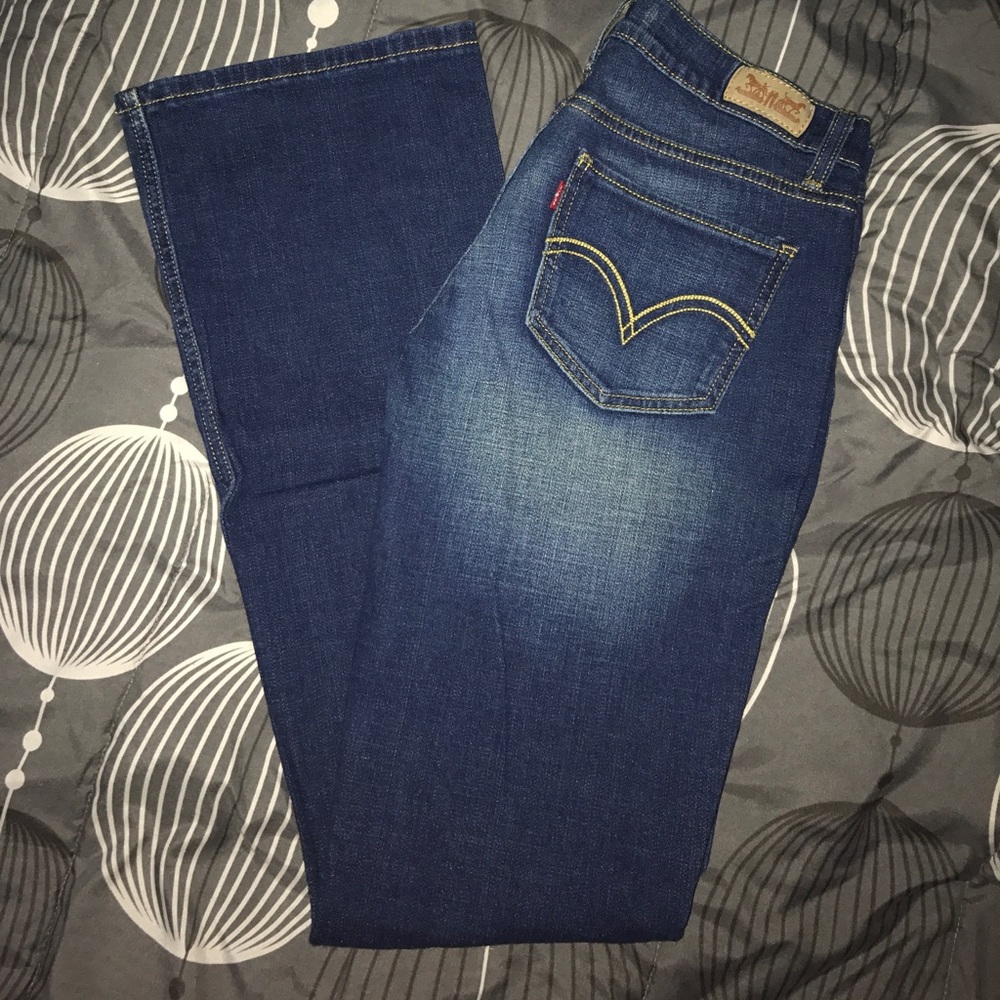 NWOT Levi's 524 Too Superlow Jeans