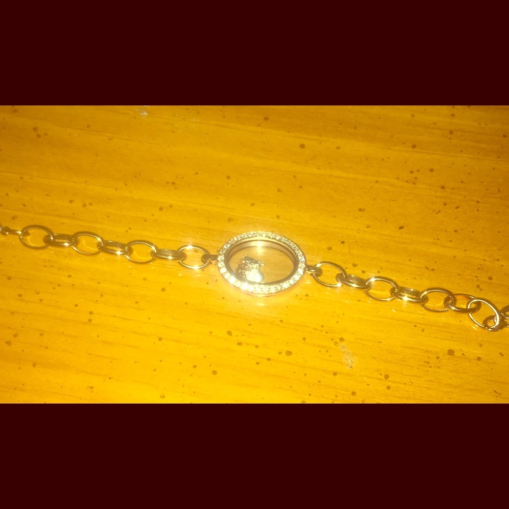 Origami Owl Swarovski crystal bracelet with charms