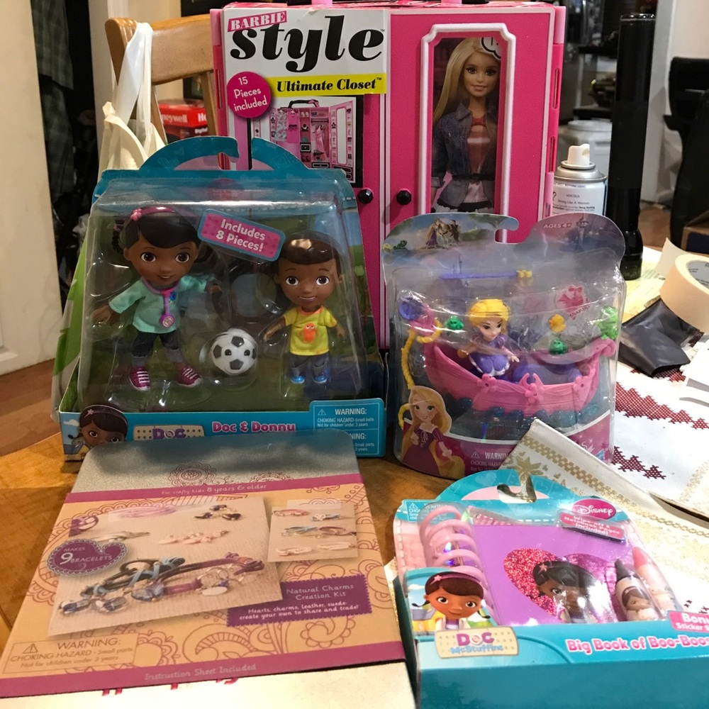 Toys for a girls ages between 6-9