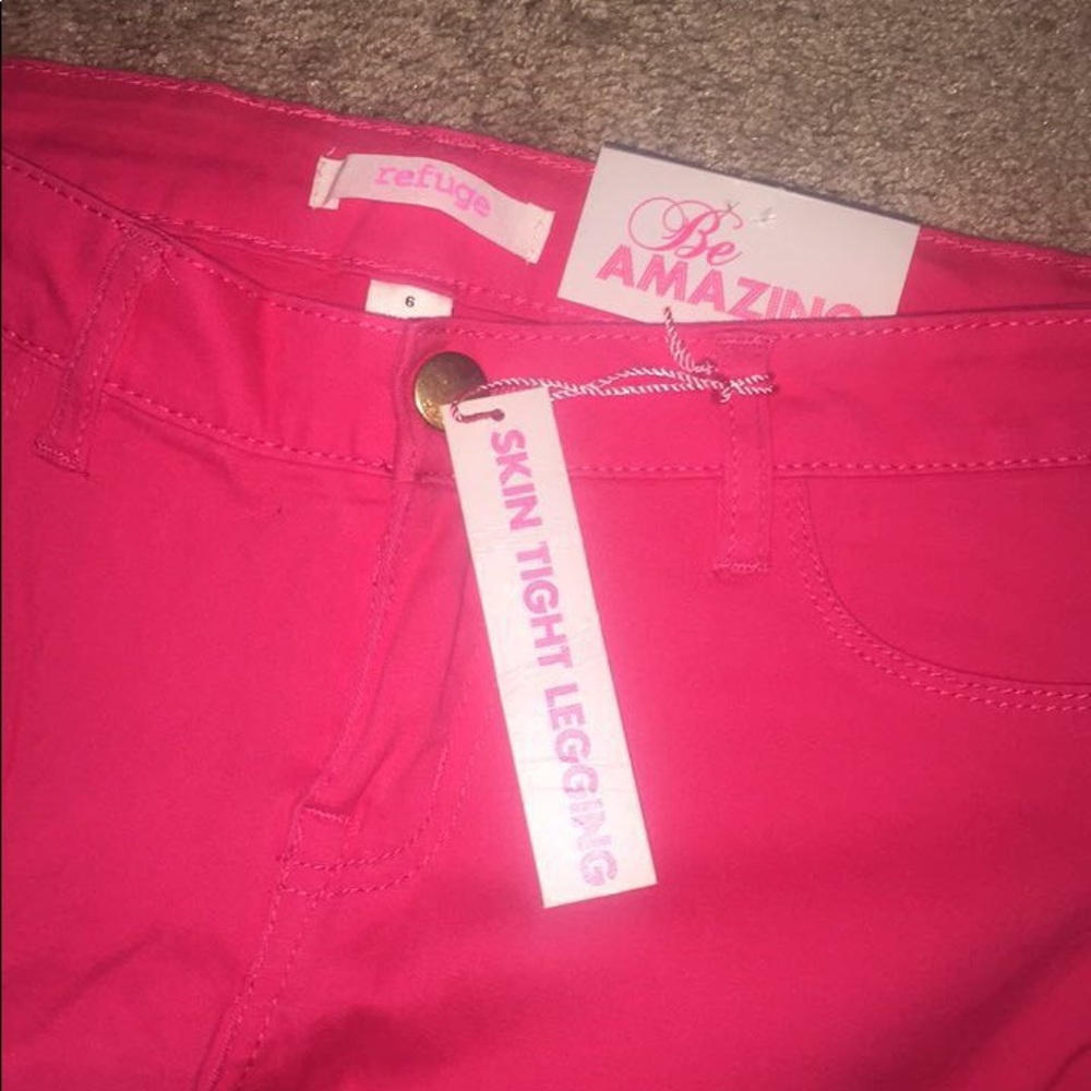 Charlotte Russe BRAND NEW Jeans - Picture 2 of 2