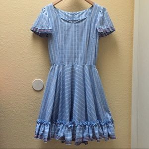 Vintage Dress Sweetheart Neck Fit and Flare
