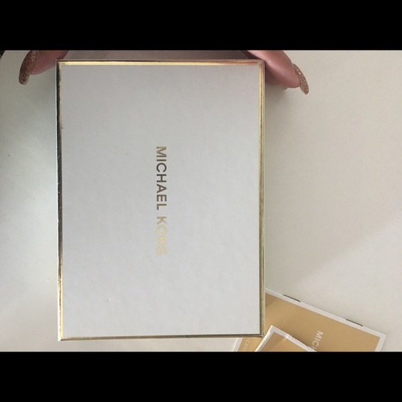 MICHAEL Michael Kors Handbags - Michael Kors wallet