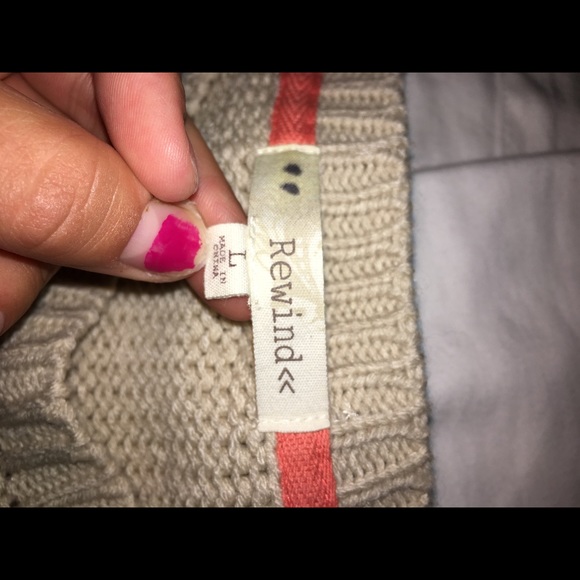 Box sweater - Picture 3 of 3