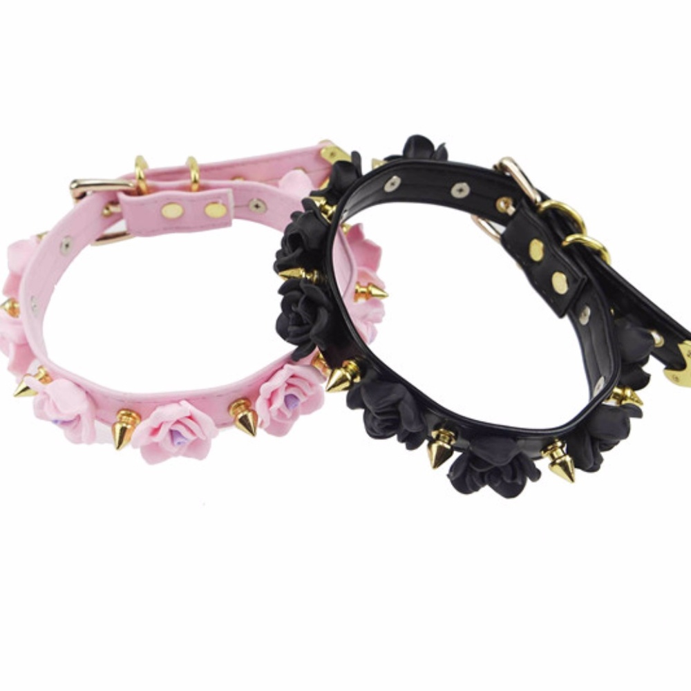 Pink roses spiked choker
