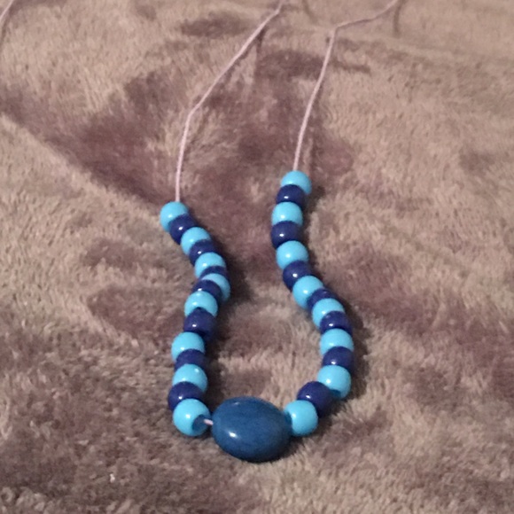 Pattern necklaces - Picture 3 of 4