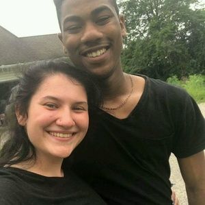 Meet your Posher, Regis