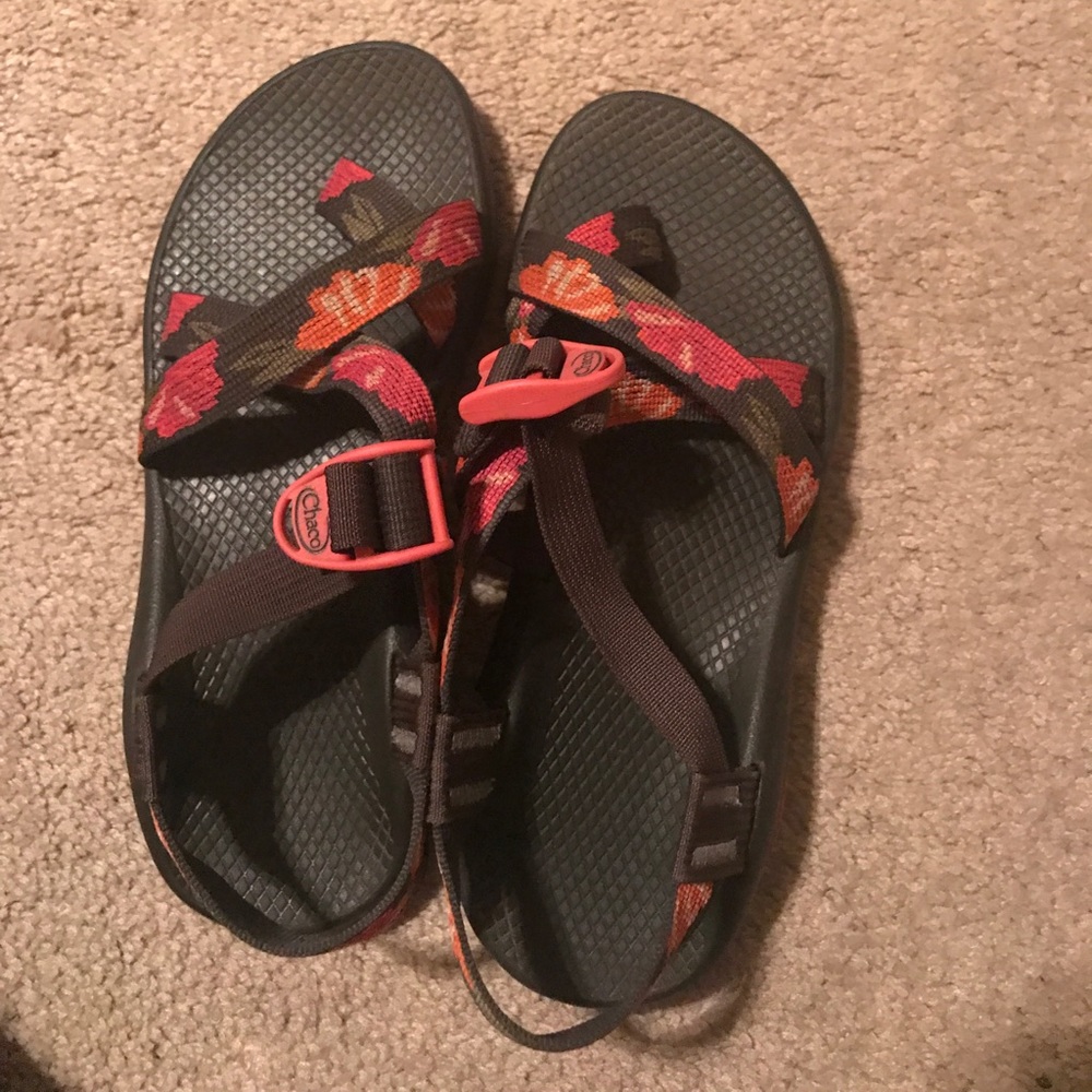 Women's chacos