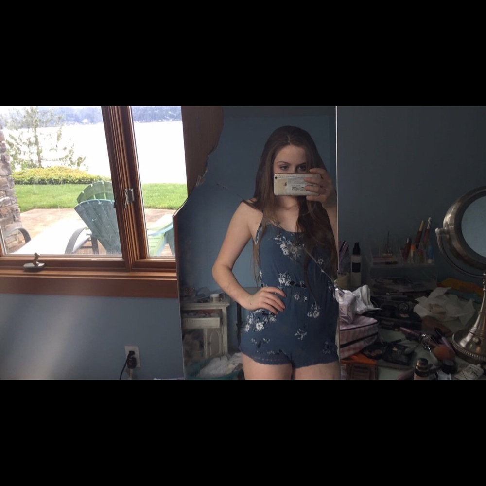 Kendall & Kylie collection blue floral romper