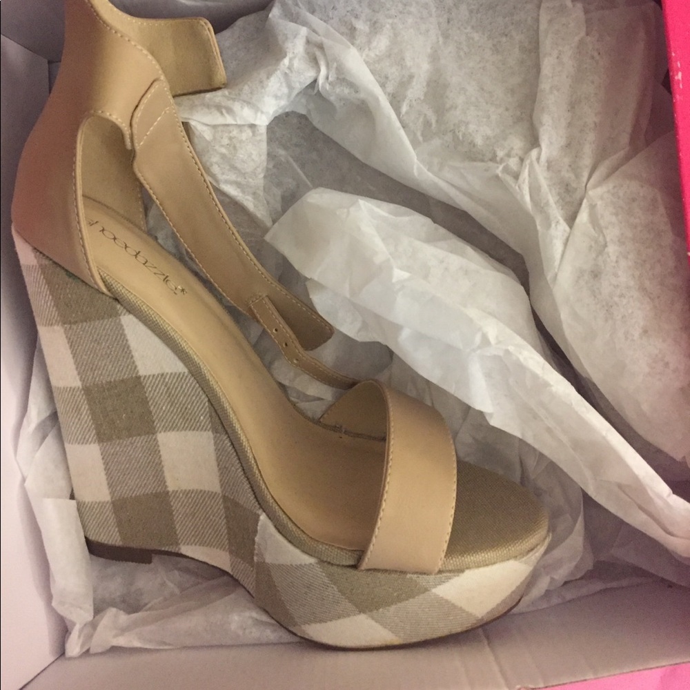 Shoedazzle unused wedges