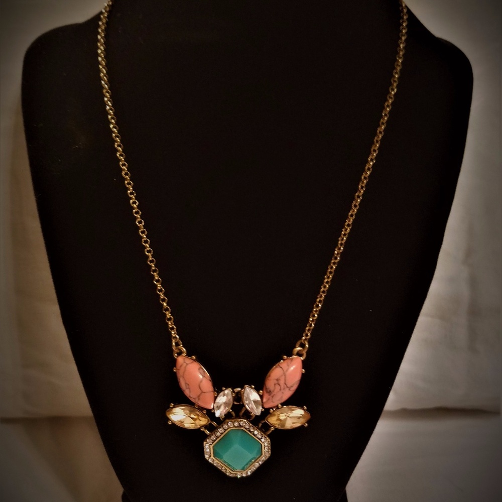 JUST IN   Bohemian Crystal Statement Necklace