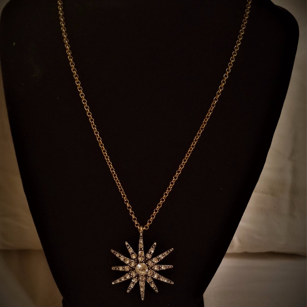 JUST IN  🆕 Bohemian Crystal Statement Necklace