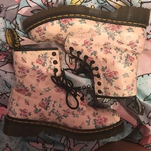 Dr martens floral pascal