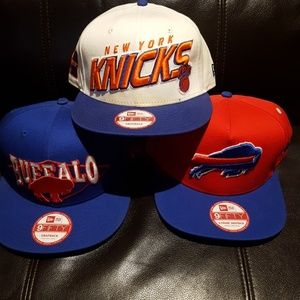 New York knicks & buffalo bills hats