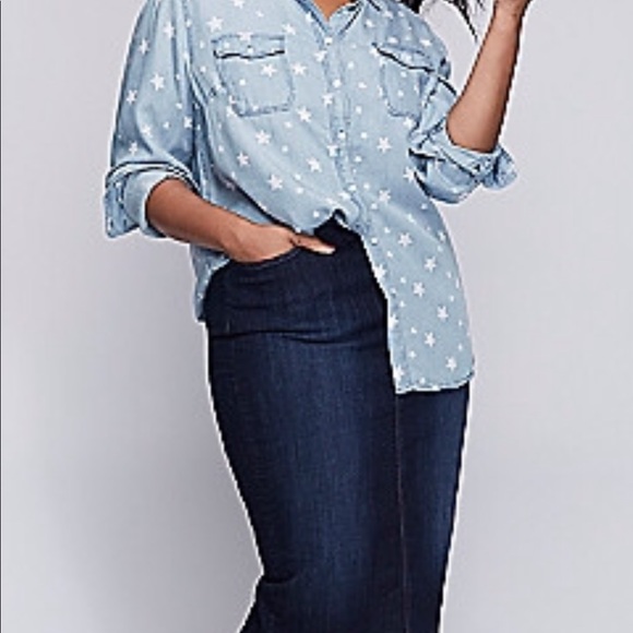 Long Sleeve Shirt with star print 🚫Sorry no holds - Picture 3 of 3