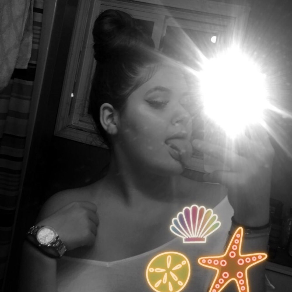 Meet your Posher, Alysa