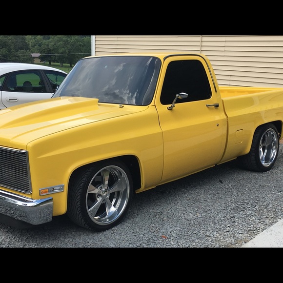 Meet your Posher, Chris - Picture 1 of 1