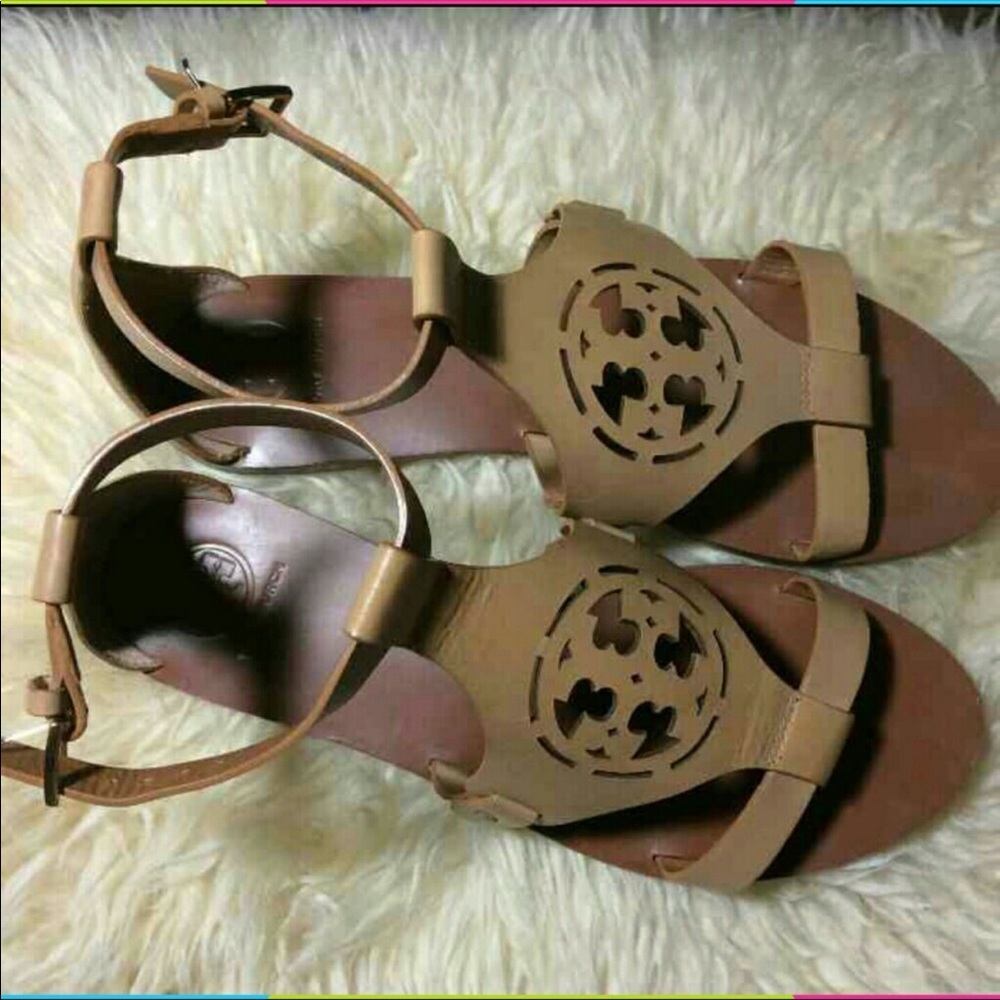 Tory Burch Zoey Sandals.Make me an offer. 😊