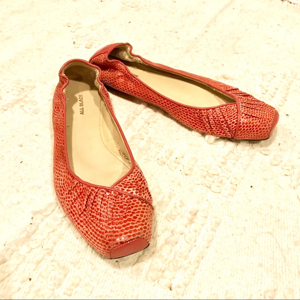 Ballet flats