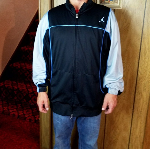 Jordan Other - Black and Gray Men's Jordan Jacket Size: XL