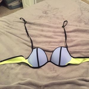 Victoria Secret swim top for sale! NEVER WORN!