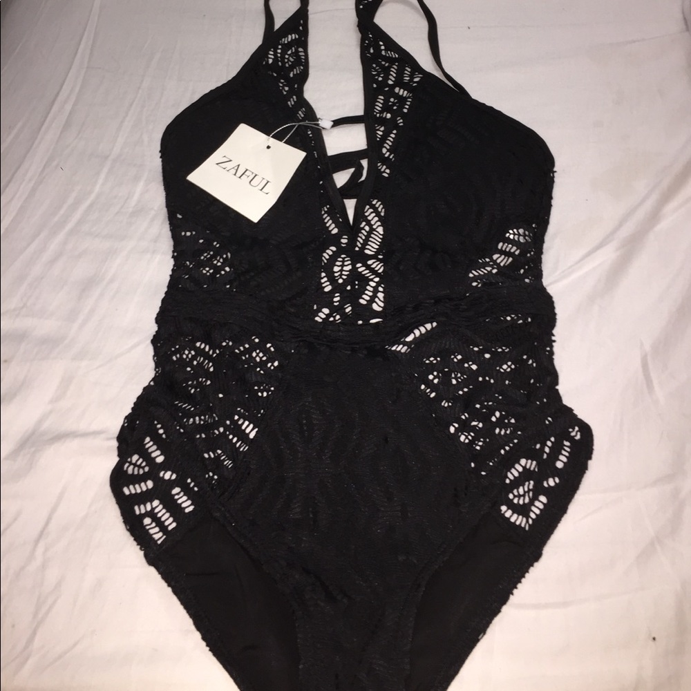 One peice black swimsuit