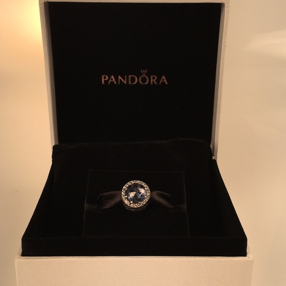 Radiant Hearts Charm, Moonlight Blue 791725NMB