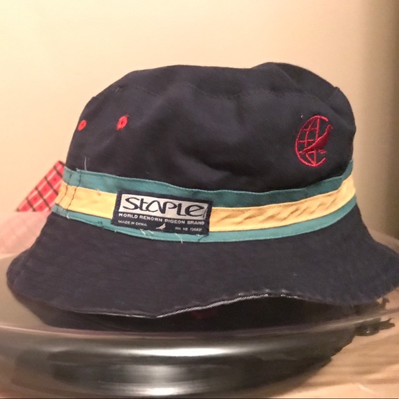 Staple Reversible Bucket Hat - Picture 3 of 4