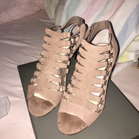 Vince Camuto Booties - Picture 2 of 6