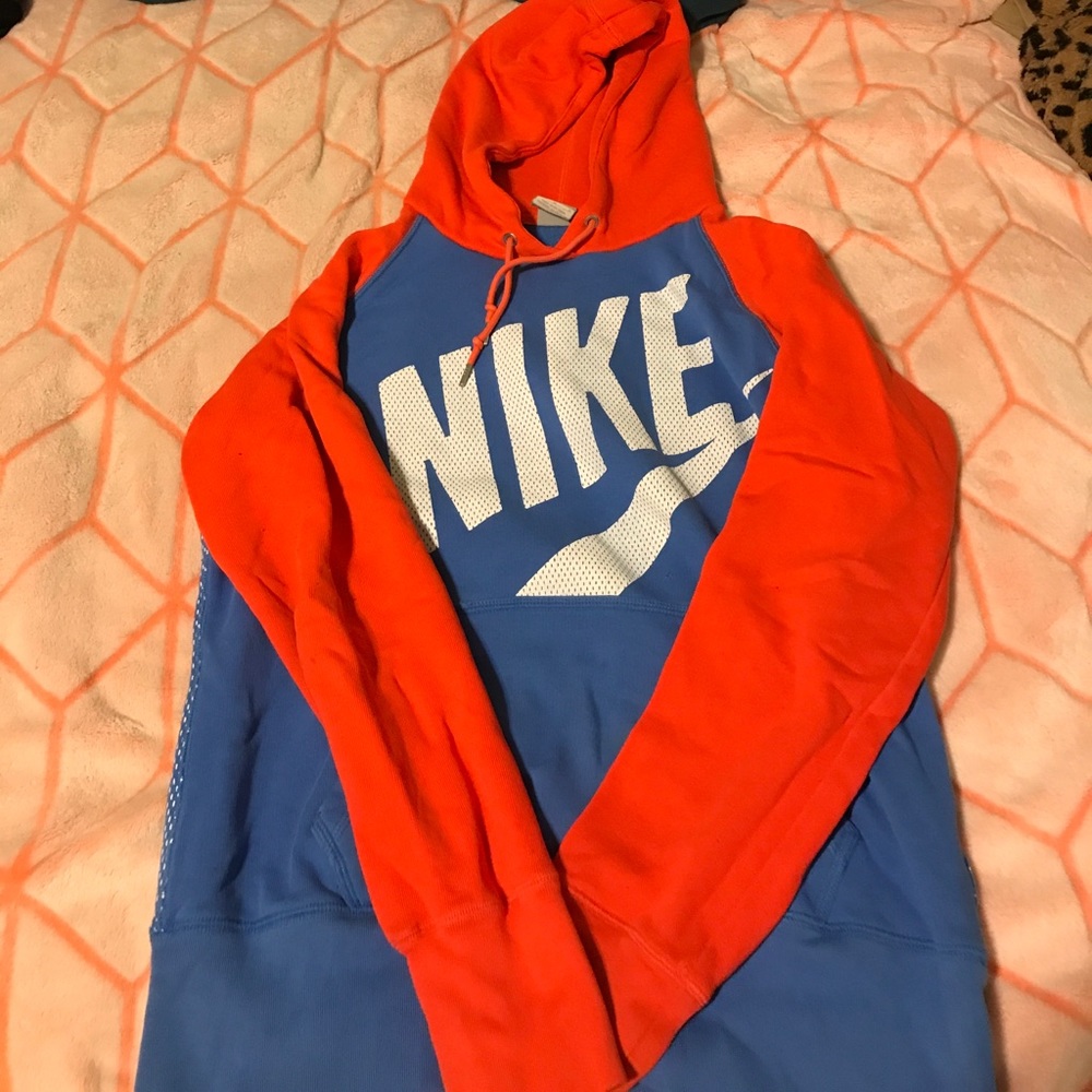 Nike sweater